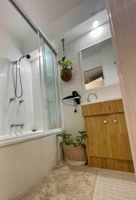 Апартаменты Trickett Street Hideaway Голд-Кост Экстерьер фото